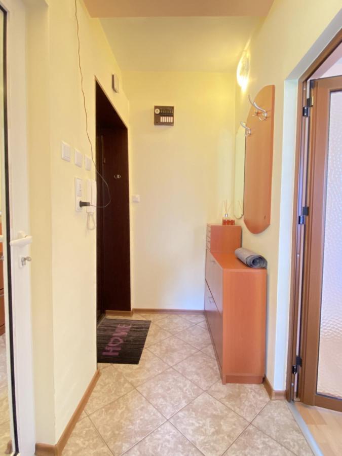 Sunny Central Apartment With Tv & Wi-Fi Eski Zağra Dış mekan fotoğraf